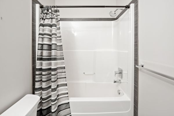 Jupiter Shower Installation
